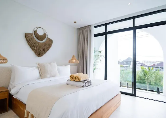 Amici - Indoor Living 2br Pool - New - Pererenan *