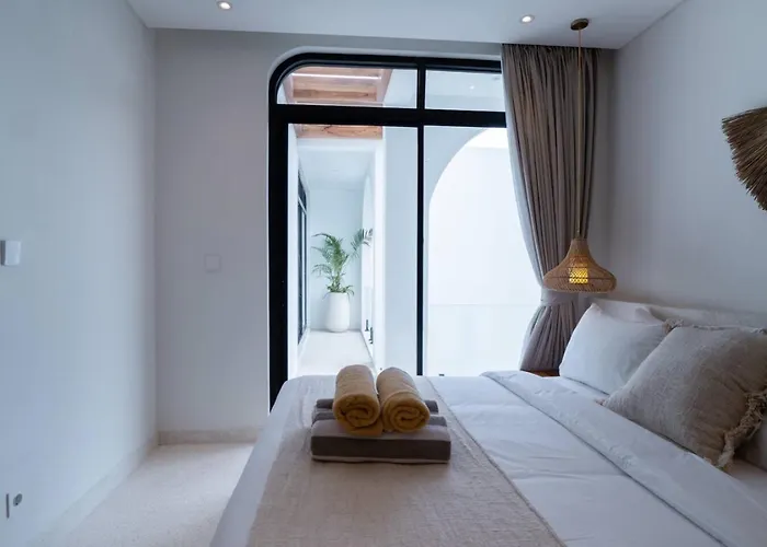 Amici - Indoor Living 2br Pool - New - Pererenan تْشانغو